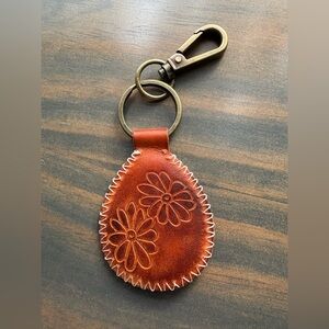 Free People Leather floral embossed keychain/ bag charm - New🌟 Rare!